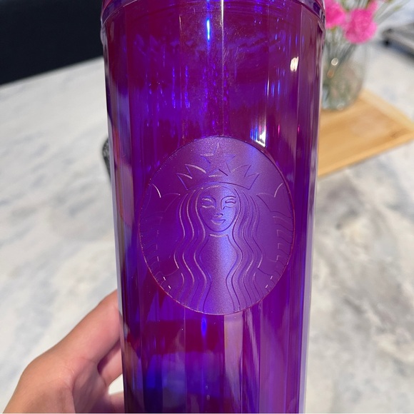 Starbucks NWT Radiant laser Purple Tumbler with Straw 24 oz - Picture 4 of 7